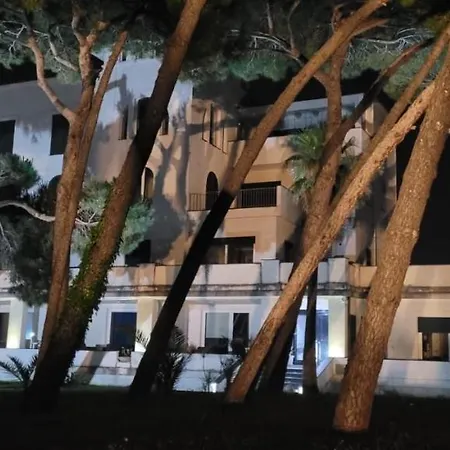 Scauri Resort بيت للعطل *