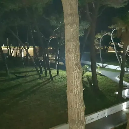 Scauri Resort Дом отдыха *