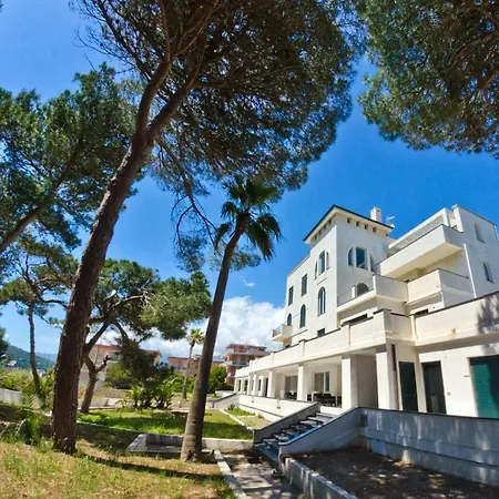 Scauri Resort Scauri (Lazio)